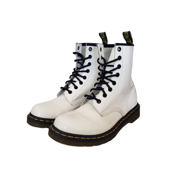 Dr. Martens 1460 PASCAL 8 Eye Leather Boots 26802543 OPTICAL WHITE Women's Sz 8 - Picture 1 of 11